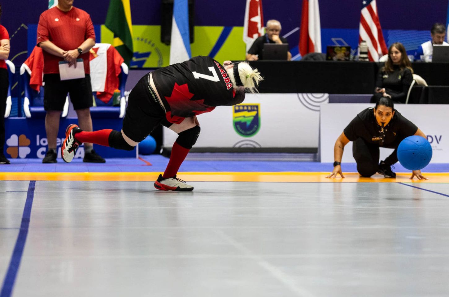 Imagem da notícia Professora de Educação Física do Paraná brilha mundialmente na arbitragem de goalball