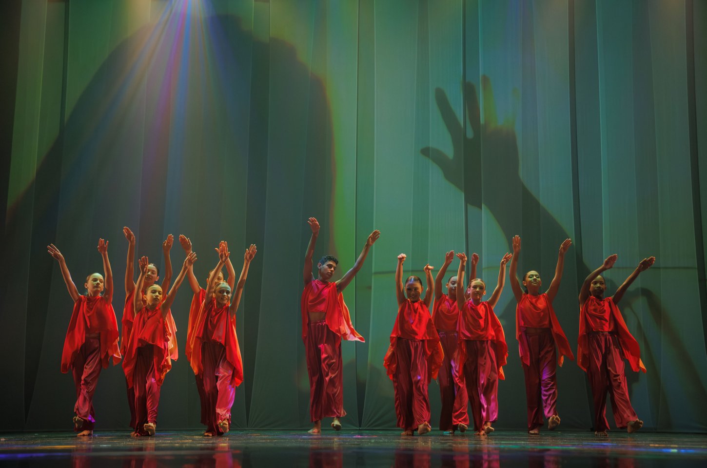 Imagem da notícia Teatro Guaíra celebra 141 anos com história e sucesso